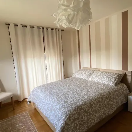 La Casa Dei Nonni Al Montan Apartman Aosta