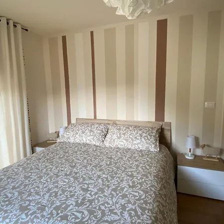 La Casa Dei Nonni Al Montan Aosta