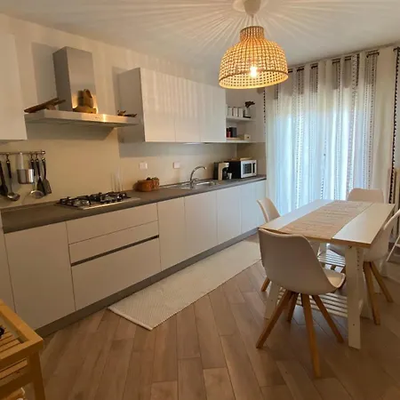 La Casa Dei Nonni Al Montan Διαμέρισμα *