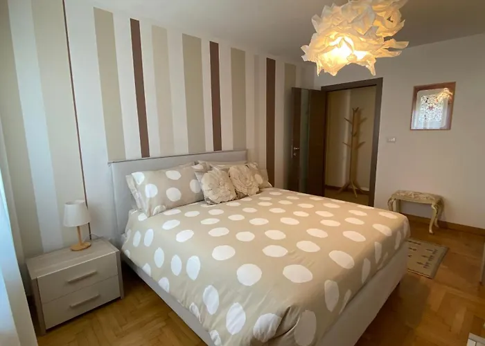 דירה La Casa Dei Nonni Al Montan *