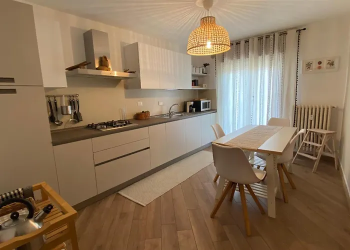 La Casa Dei Nonni Al Montan דירה *