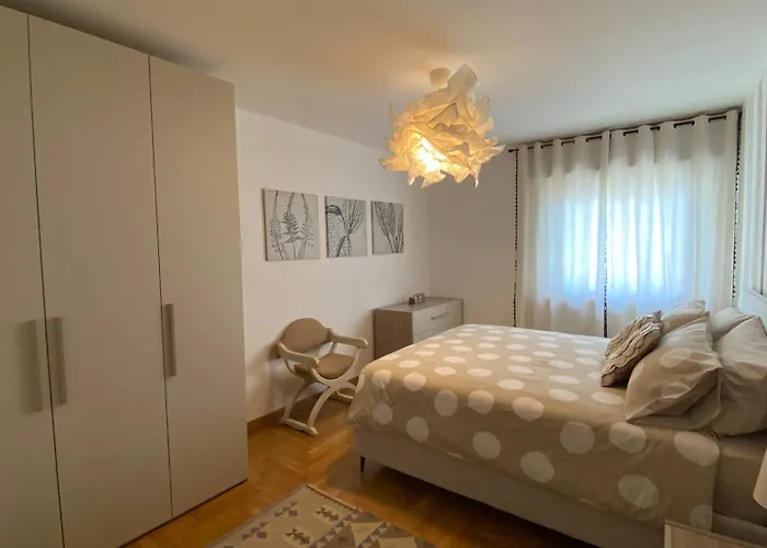 La Casa Dei Nonni Al Montan דירה אאוסטה