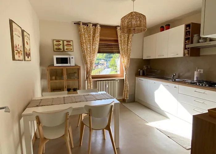 La Casa Dei Nonni Al Montan * אאוסטה